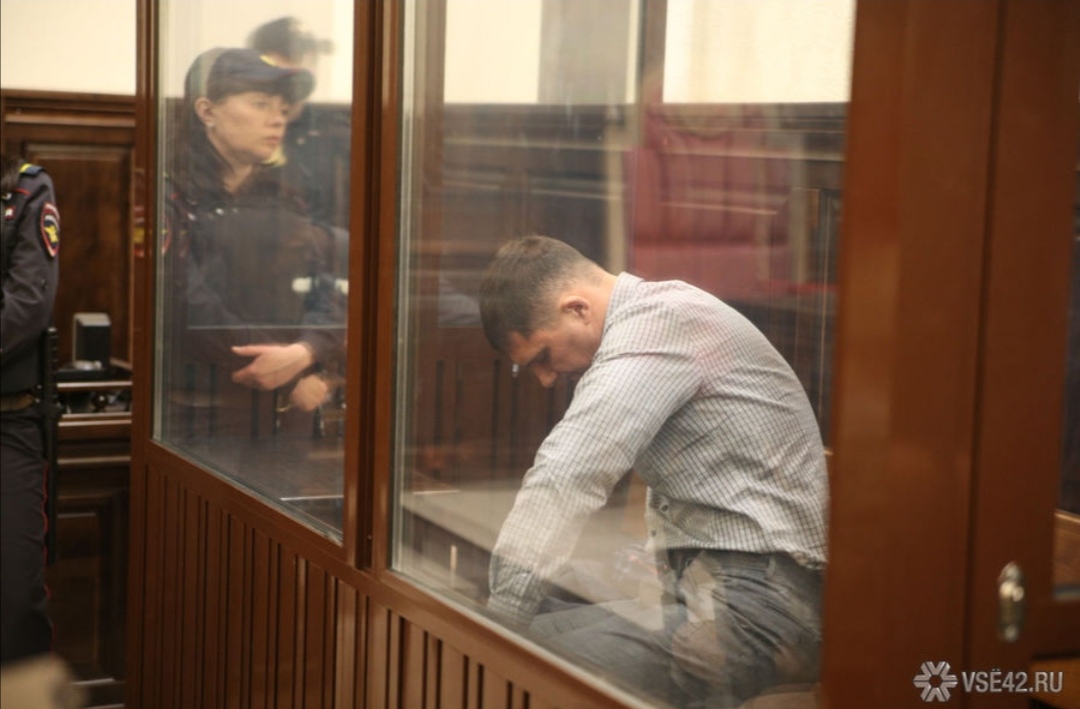 Суд окончательно отправил в колонию экс-замначальника кузбасской полиции за взятку