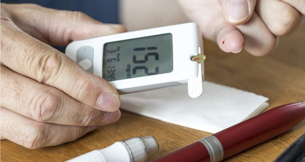 Путин поручил с 2023 года запустить программу по борьбе с диабетом