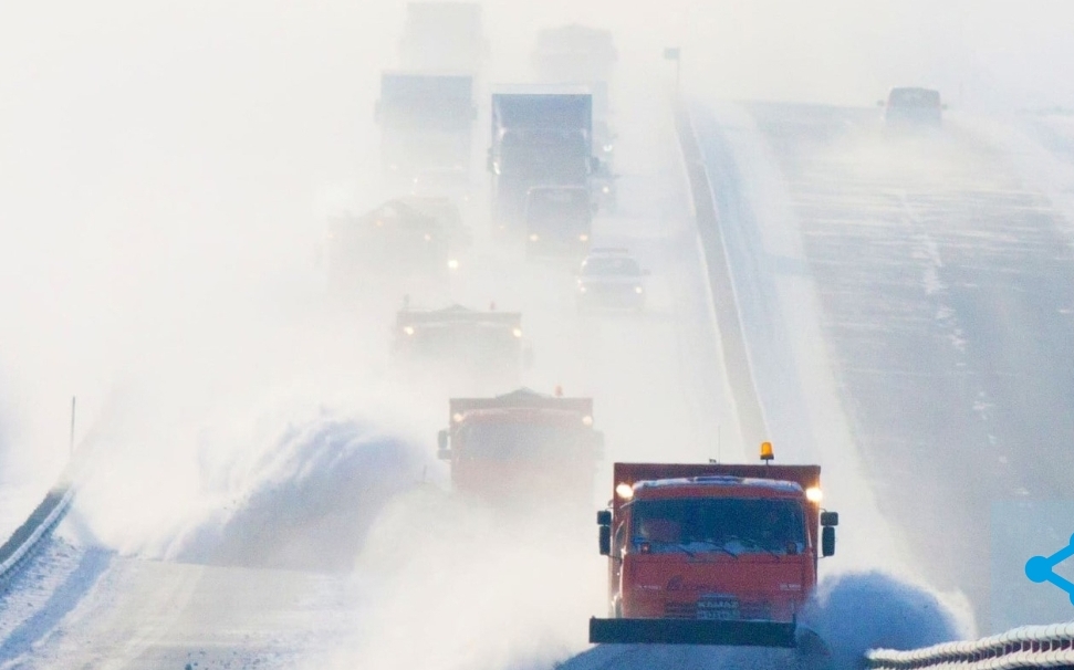Дорожники объяснили главный парадокс уборки снега в Кузбассе