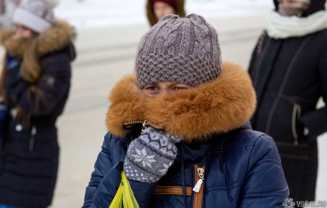 Резкое похолодание придет на смену теплу и снегопадам в Кузбассе