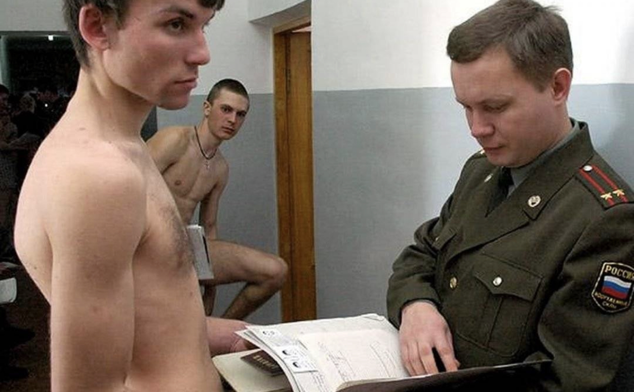 медосмотр в армии голые парни фото 72