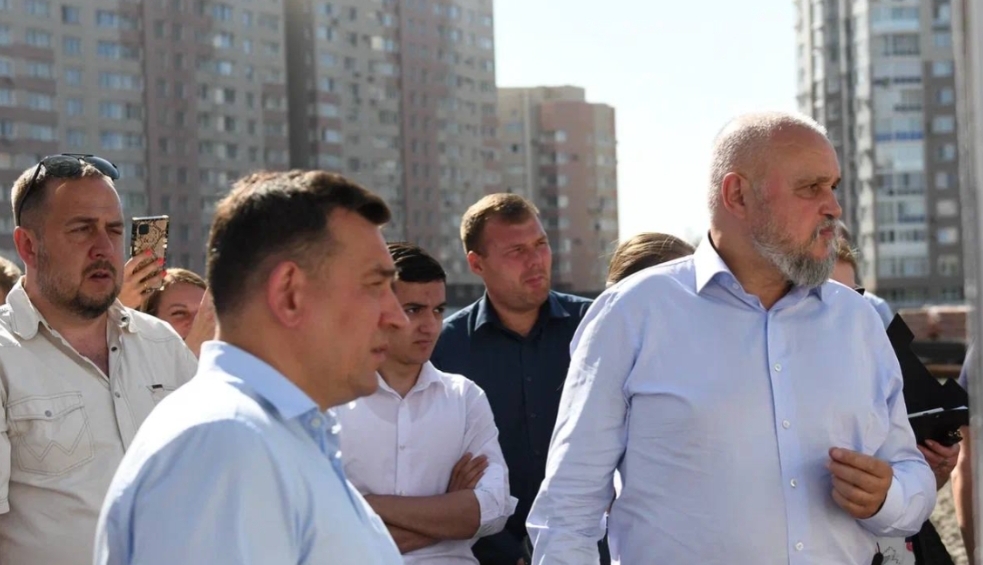 Губернатор Кузбасса и мэр крупного города проверили, как идет строительство необходимого объекта