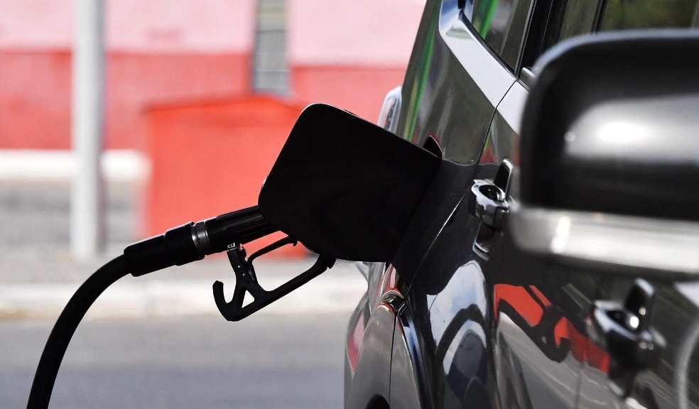 Неравный бак: автомобилисты пожаловались в кабмин на качество топлива