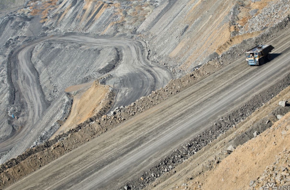 Старейший машиностроительный завод Кузбасса отошел иностранцам