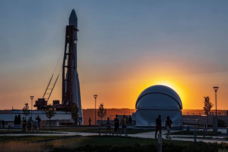 Реклама двигатель теперь и космического прогресса