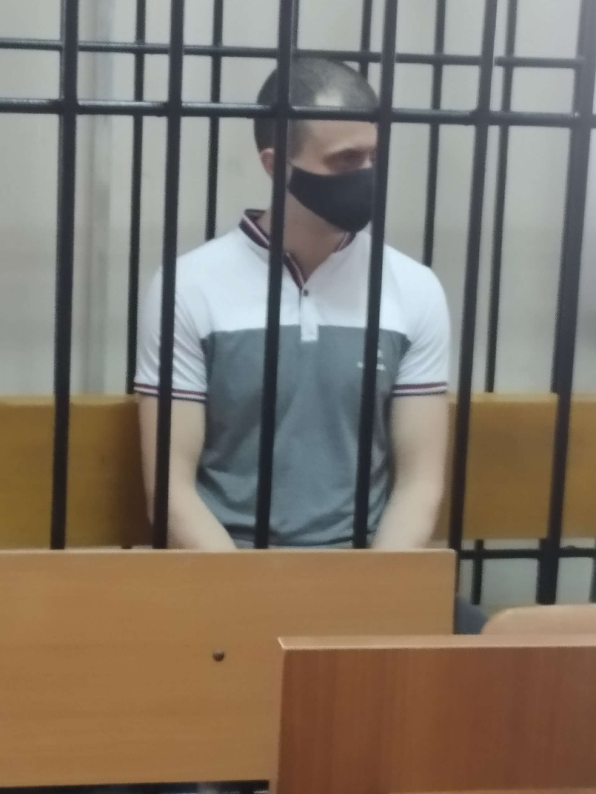 Курьеров-миллионеров отправили в колонию