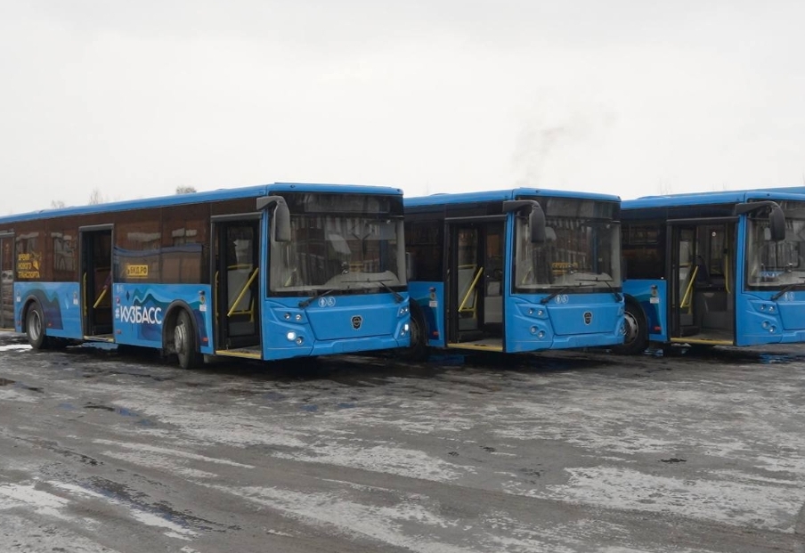 В Новокузнецк приехало 10 новеньких автобусов