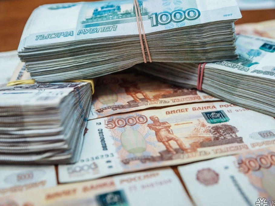 До 700 000 рублей на руки: эксперты назвали самые "дорогие" вакансии в Кузбассе в июле