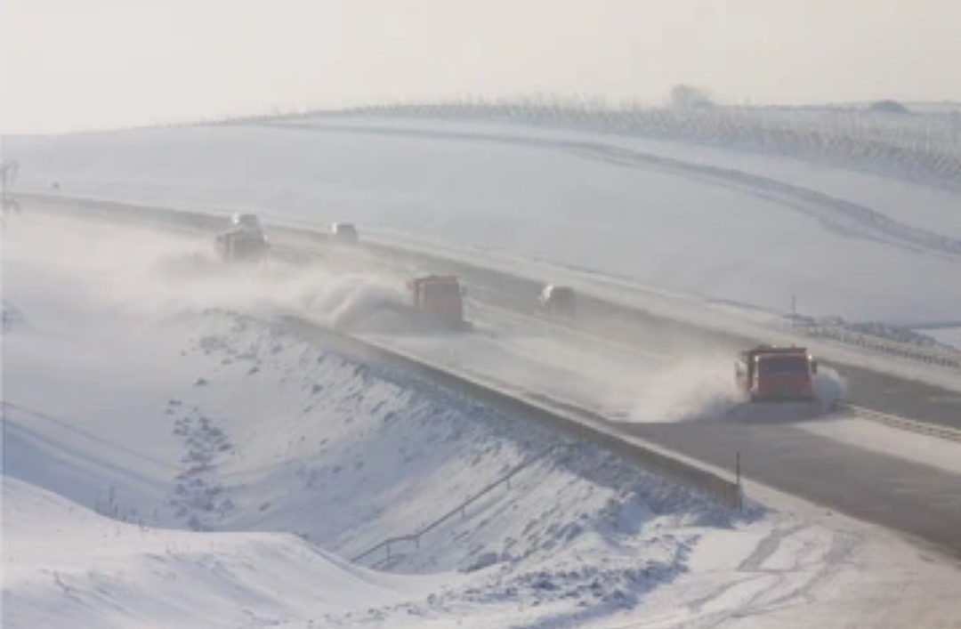 Илья Середюк призвал жителей Кузбасса переобуть машины