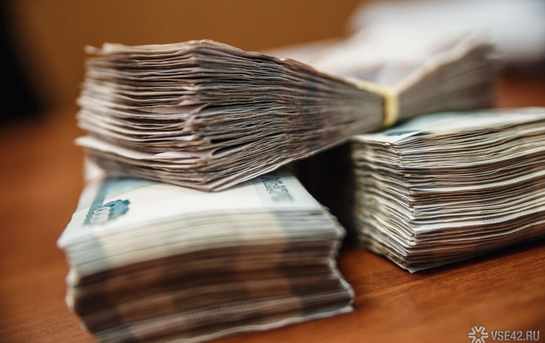 Находящаяся в отпуске по уходу за ребенком новокузнечанка перевела мошенникам более 2 млн рублей