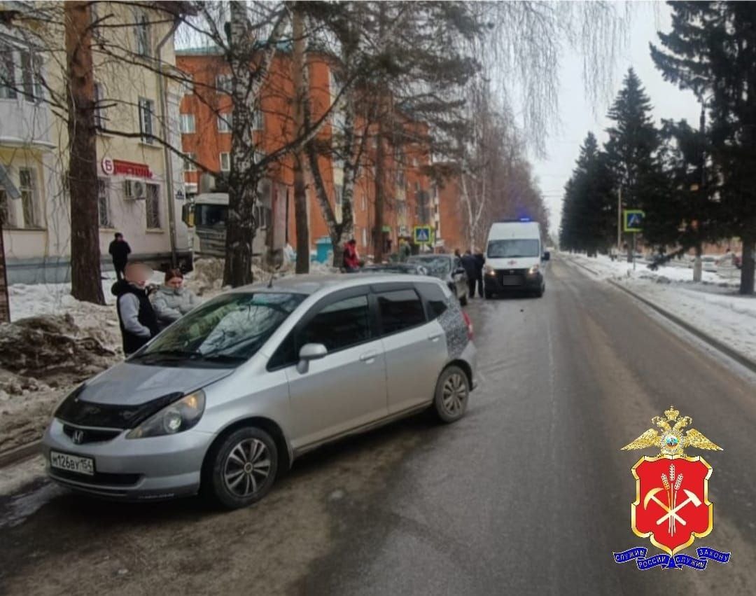 Автоледи сбила школьника на пешеходном переходе