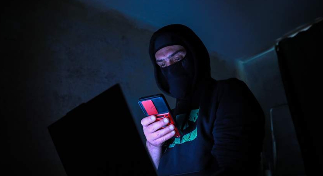 В МВД предупредили россиян о краже денег через приложения от имени поликлиник