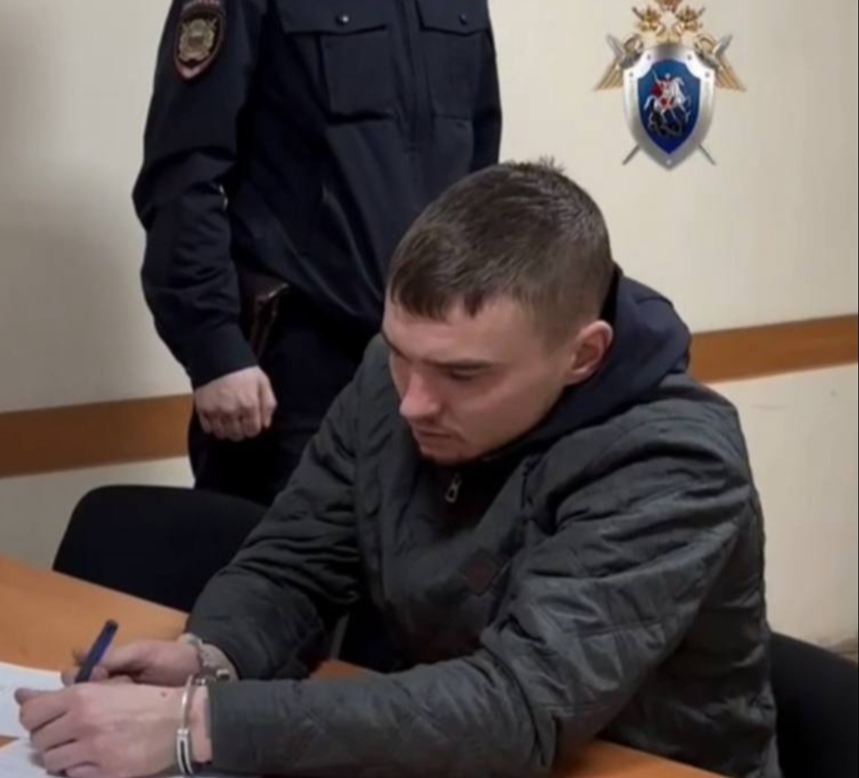 Новокузнецкие хулиганы ответят в суде за избиение женщины молотками