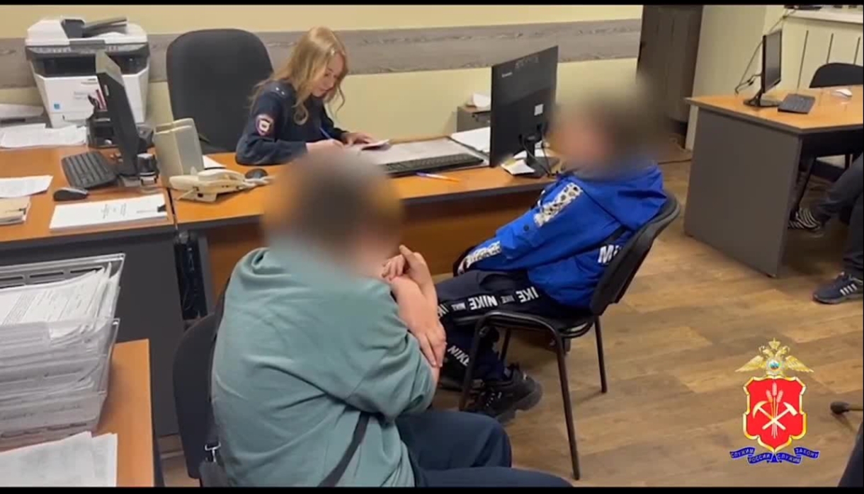 Новокузнецкие подростки катались на заднем бампере автобуса