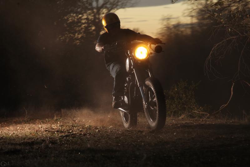 Мотоциклист оказался в колонии из-за конфликта с прохожим