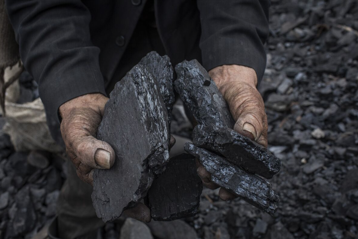 Добыча угля дело рисковое