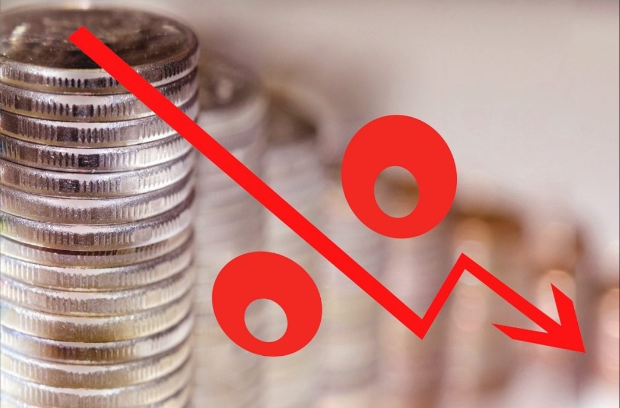 Крупнейшие российские банки снижают ставки по вкладам