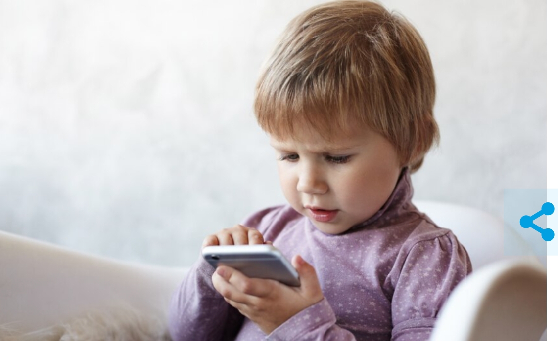 Родителям назвали время, допустимое для детей в интернете