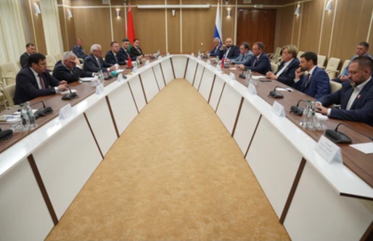 Кузбасс будет поставлять рапс в Беларусь, а взамен получит зубров и картофель