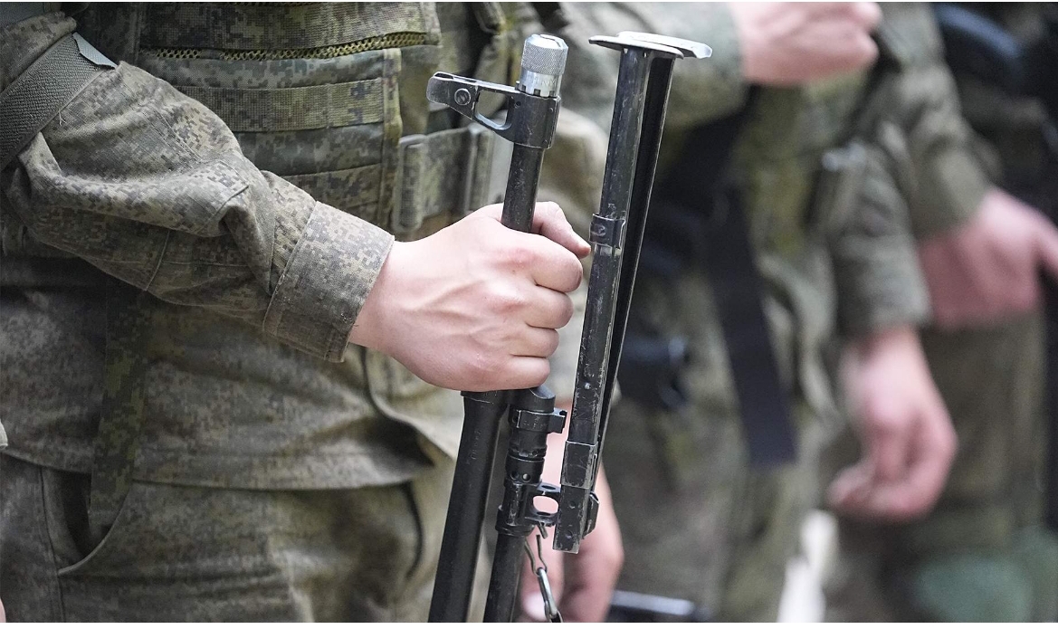 Задел кадров: в России значительно увеличат число военных вузов