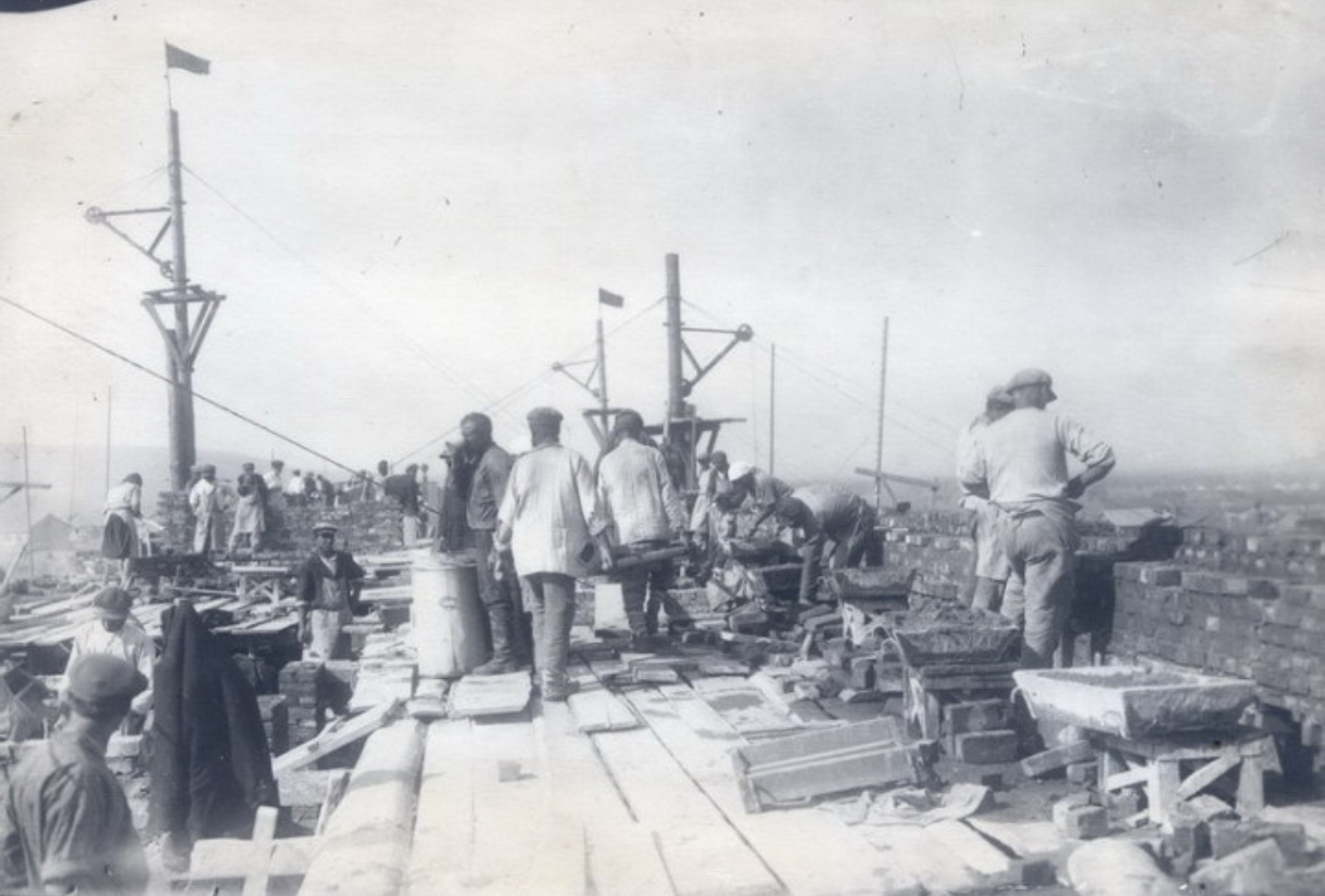 Кузбасской истории строки