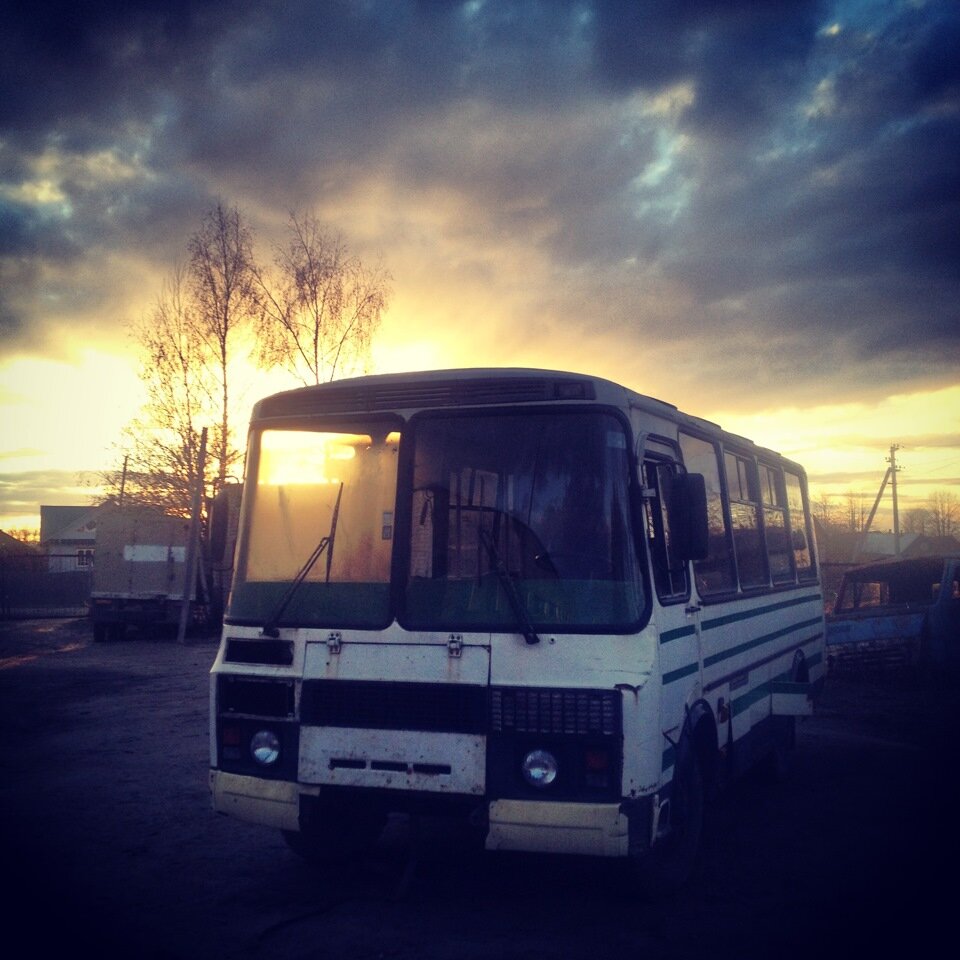 Дорожный инспектор брал взятки у автоперевозчиков