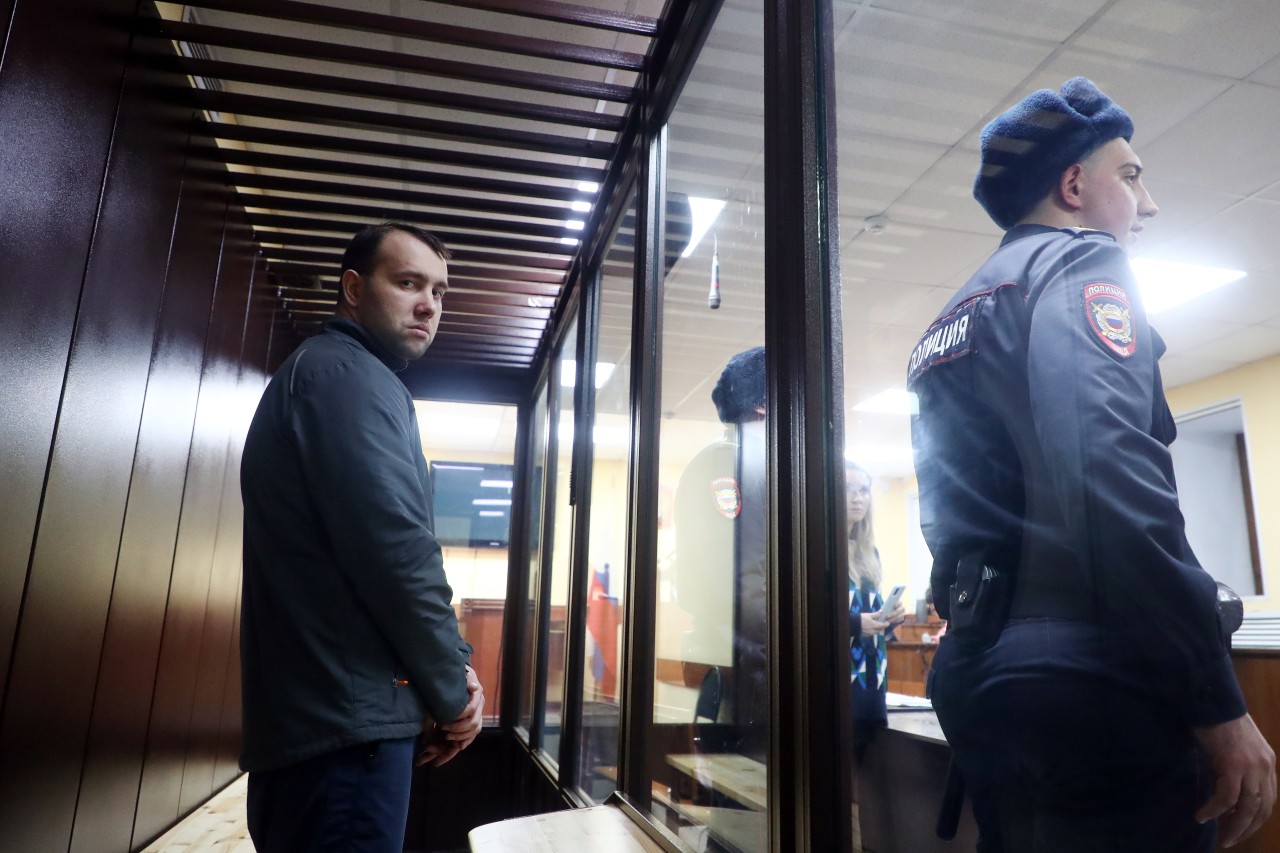 Бывшему пожарному инспектору смягчили приговор в части дополнительного наказания