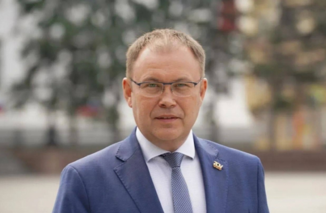 «За большой вклад в развитие Кузбасса»: Путин наградил Илью Середюка орденом