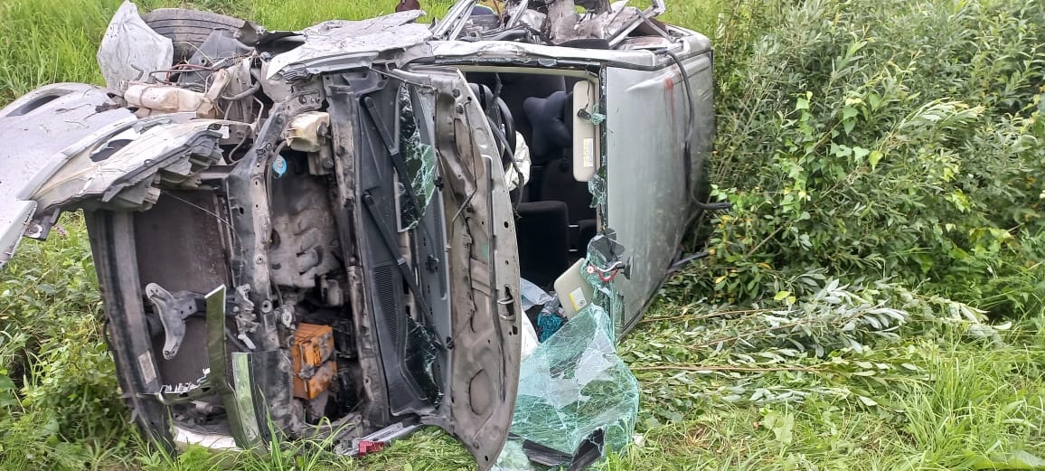 Водитель набрал попутчиков и уснул за рулём, совершив смертельный манёвр