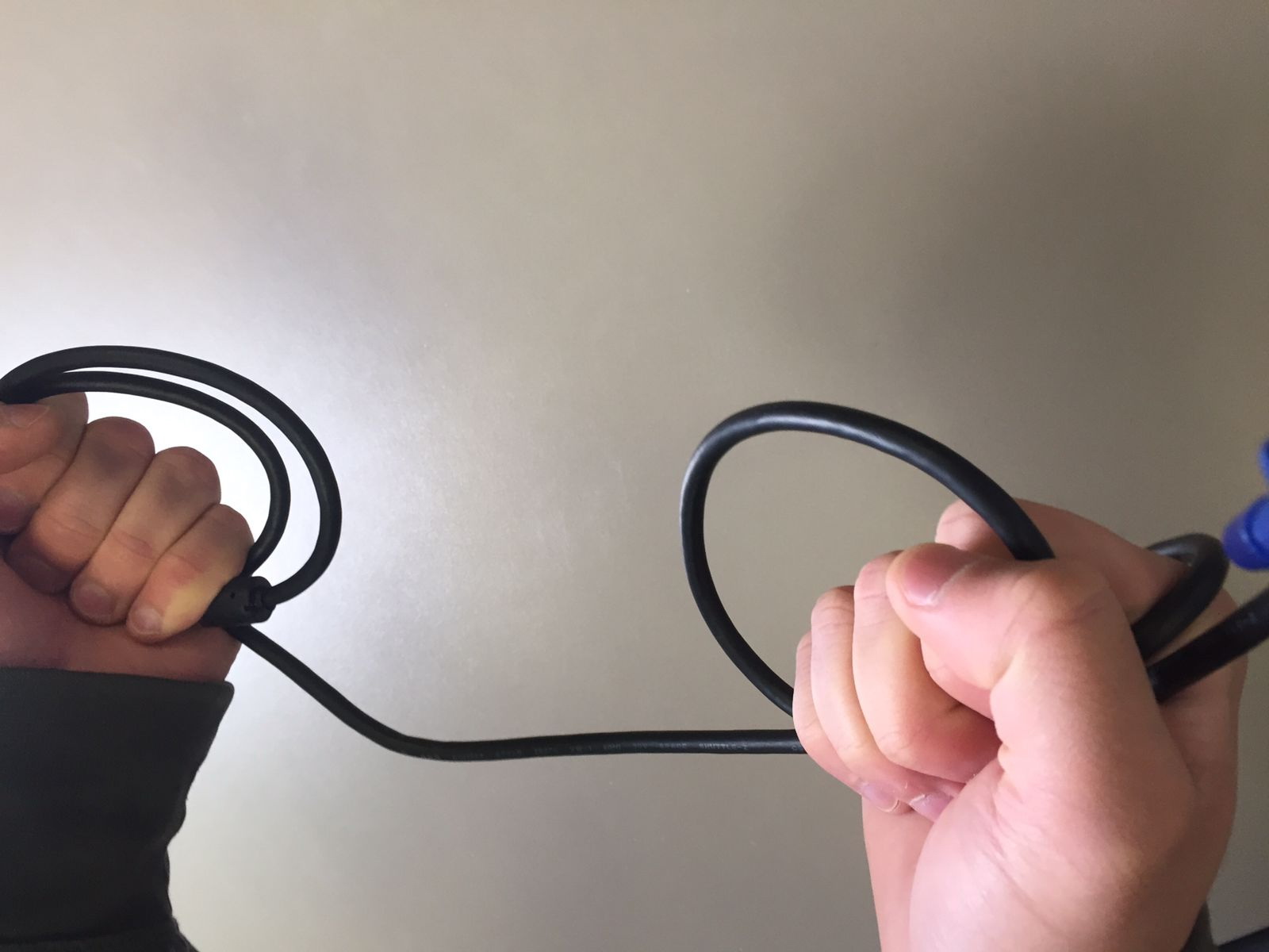 Кузбассовец волочил тело убитой супруги через центр города к заброшенным погребам