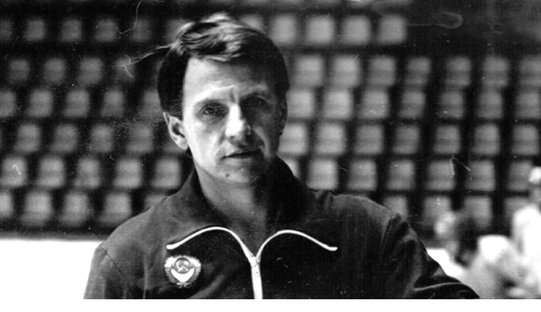 Новое издание об истории новокузнецкого хоккея