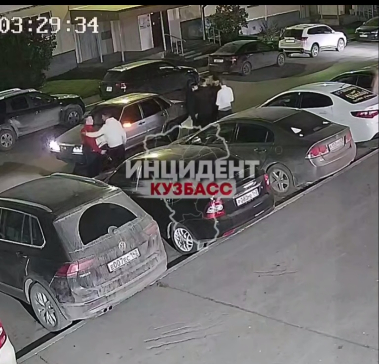 Разборка в кемеровском баре закончилась поножовщиной