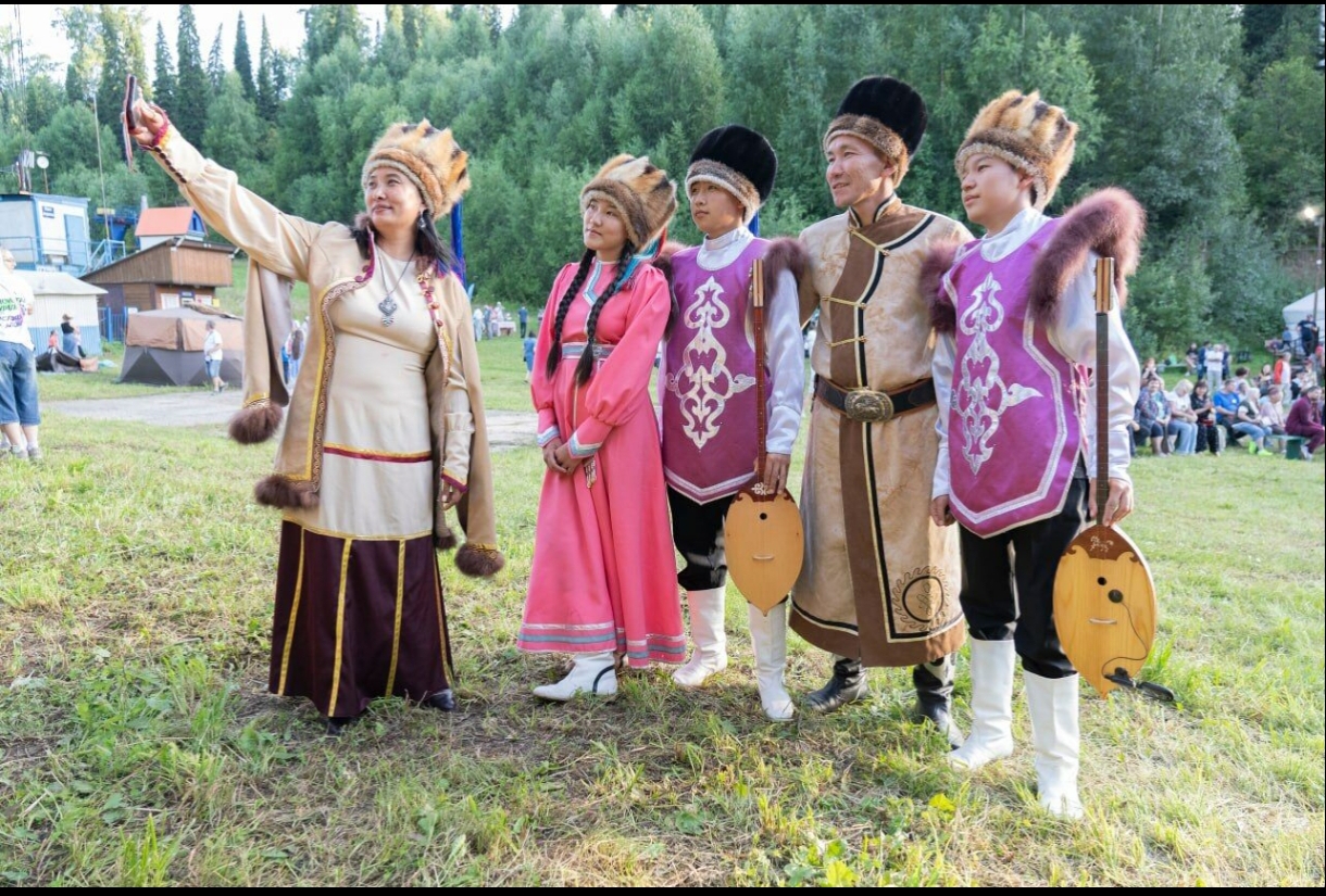 Штрафы для "королей парковки" с собачниками и новые праздники: новые законы приняты в Кузбассе