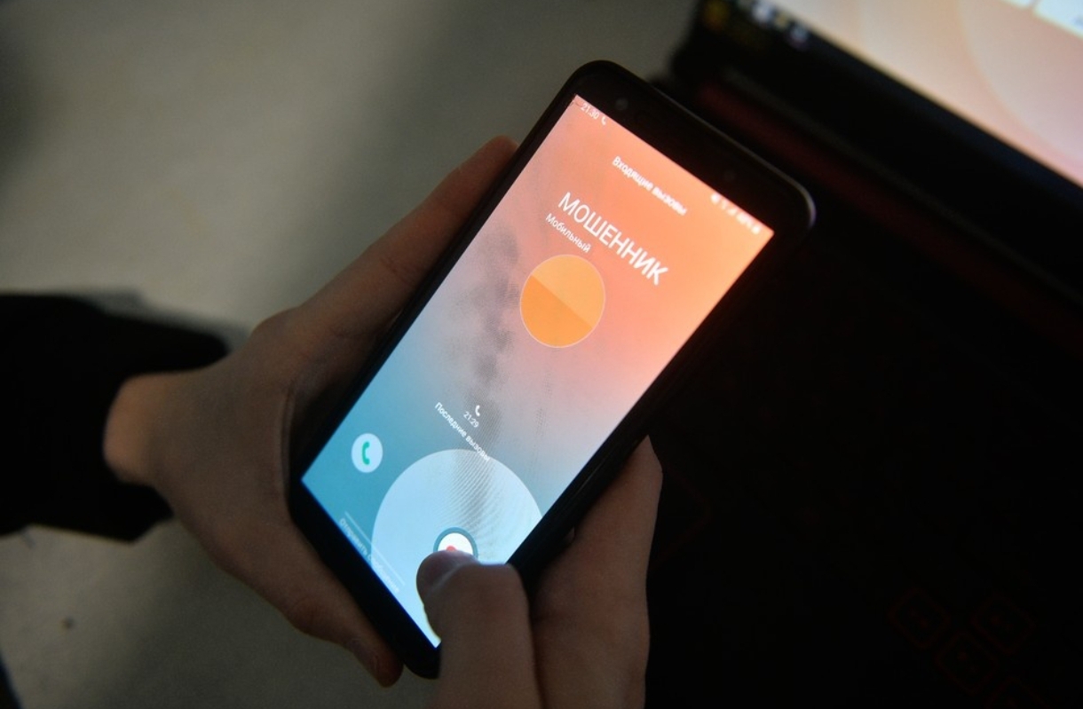 За неделю кузбассовцы отдали мошенникам 16,5 млн рублей