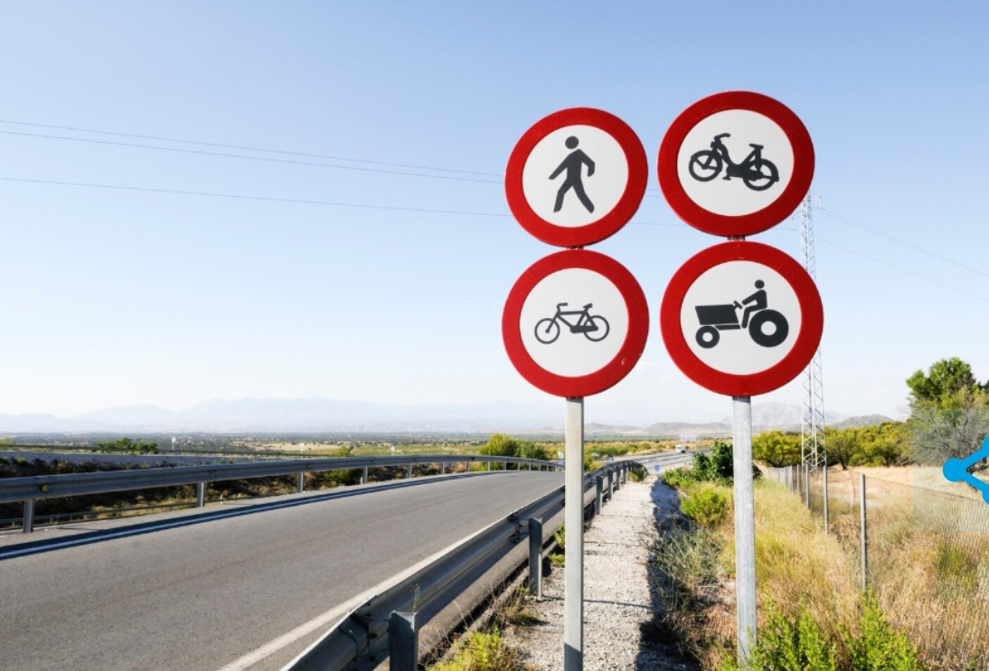 С нового года в России появятся новые дорожные знаки