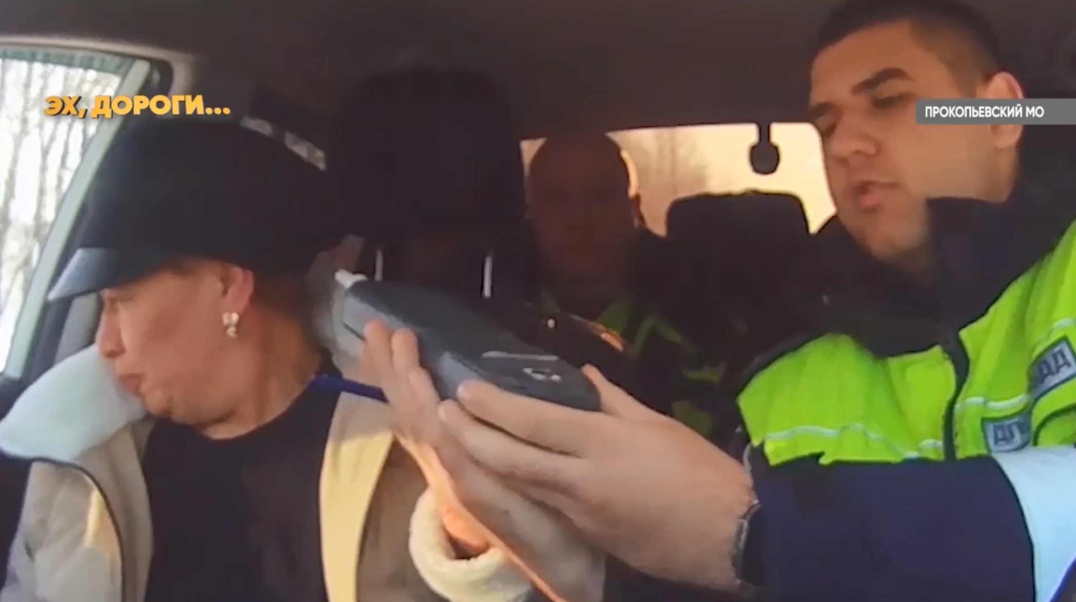 Пьяная автоледи каталась на машине без водительского удостоверения