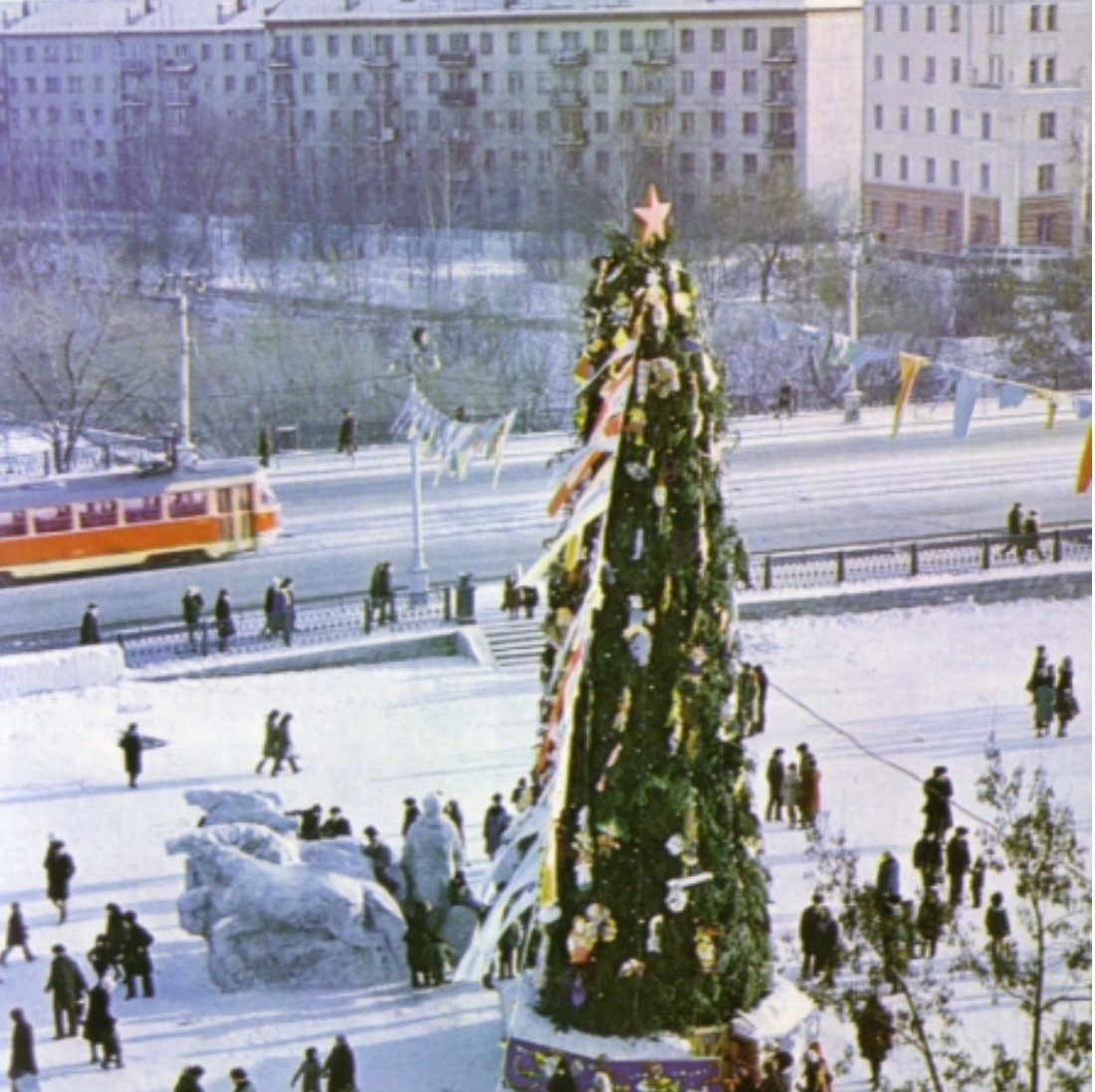 Как праздновали Новый год в Новокузнецке: путешествие в прошлый век