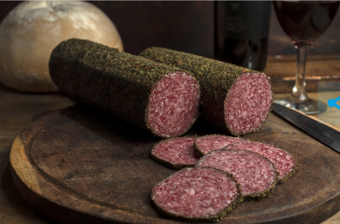 Врачи раскрыли секреты колбасы-убийцы из любого холодильника