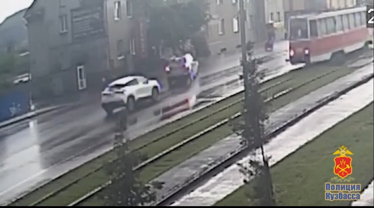 Автоледи ответит в суде за сбитого мотоциклиста