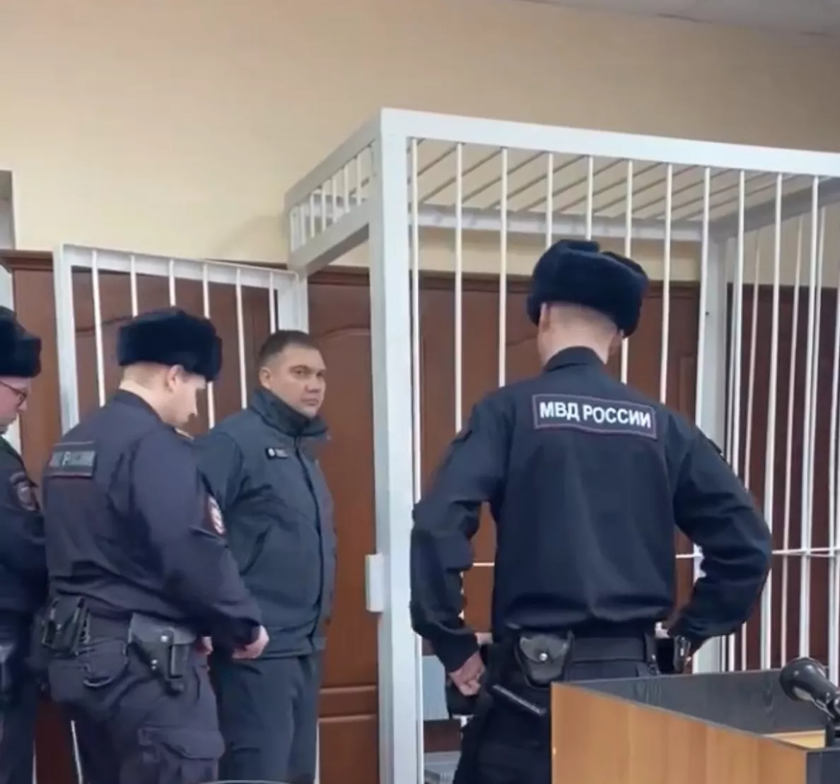 Сотрудник кузбасского ГУ ФСИН арестован за получение взятки