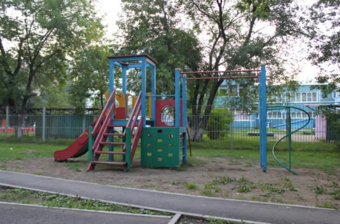 Детсады закрываются, воспитателей меньше: дошкольное образование в Кузбассе сжимается