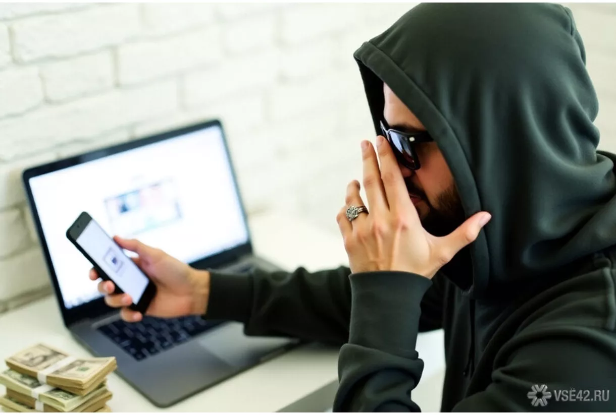 Пожилые супруги из Кемерова отдали мошенникам рекордные 73 млн рублей