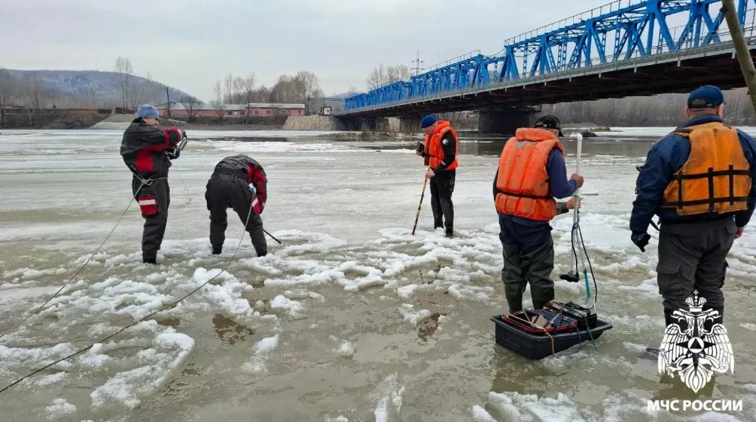 Найдено тело девочки, провалившейся под лёд на реке Уса