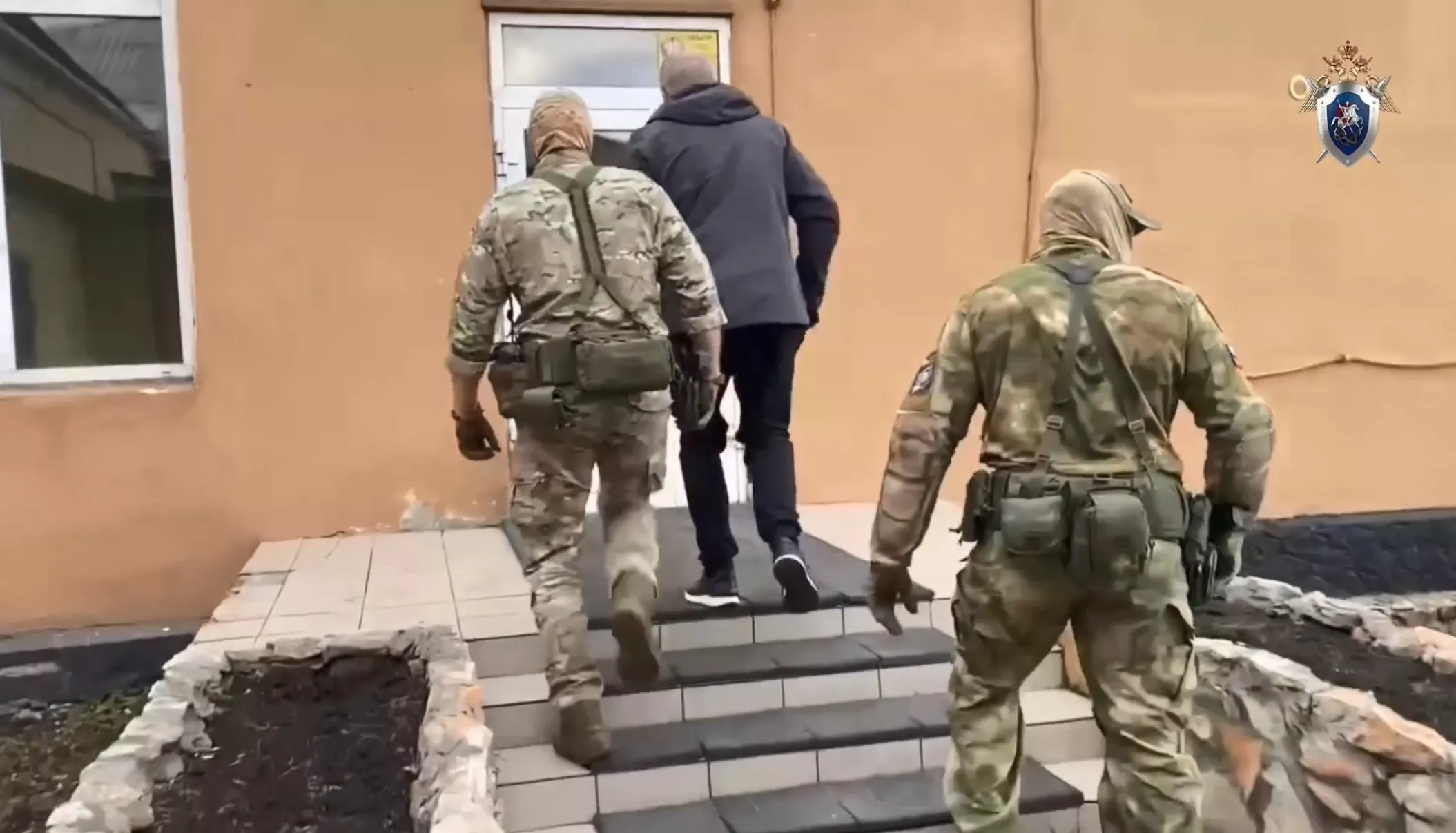 Чиновник и бизнесмен обвиняются в хищении бюджетных средств