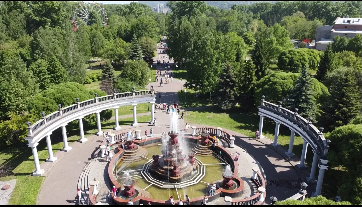 Сегодня день рождения Парка Гагарина
