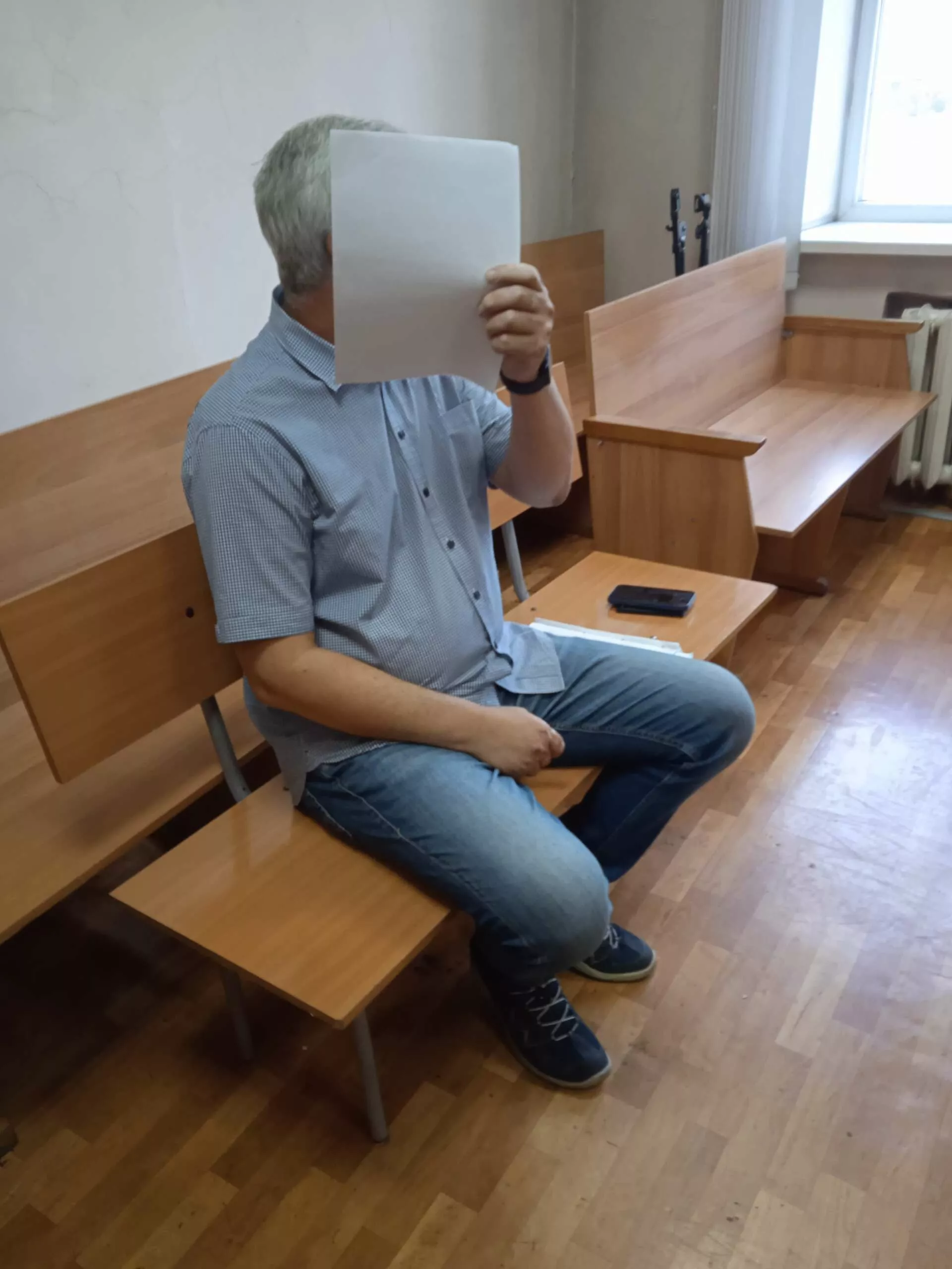 Экс-чиновник Новокузнецкого района, обвиняемый в халатности, не признаёт вину