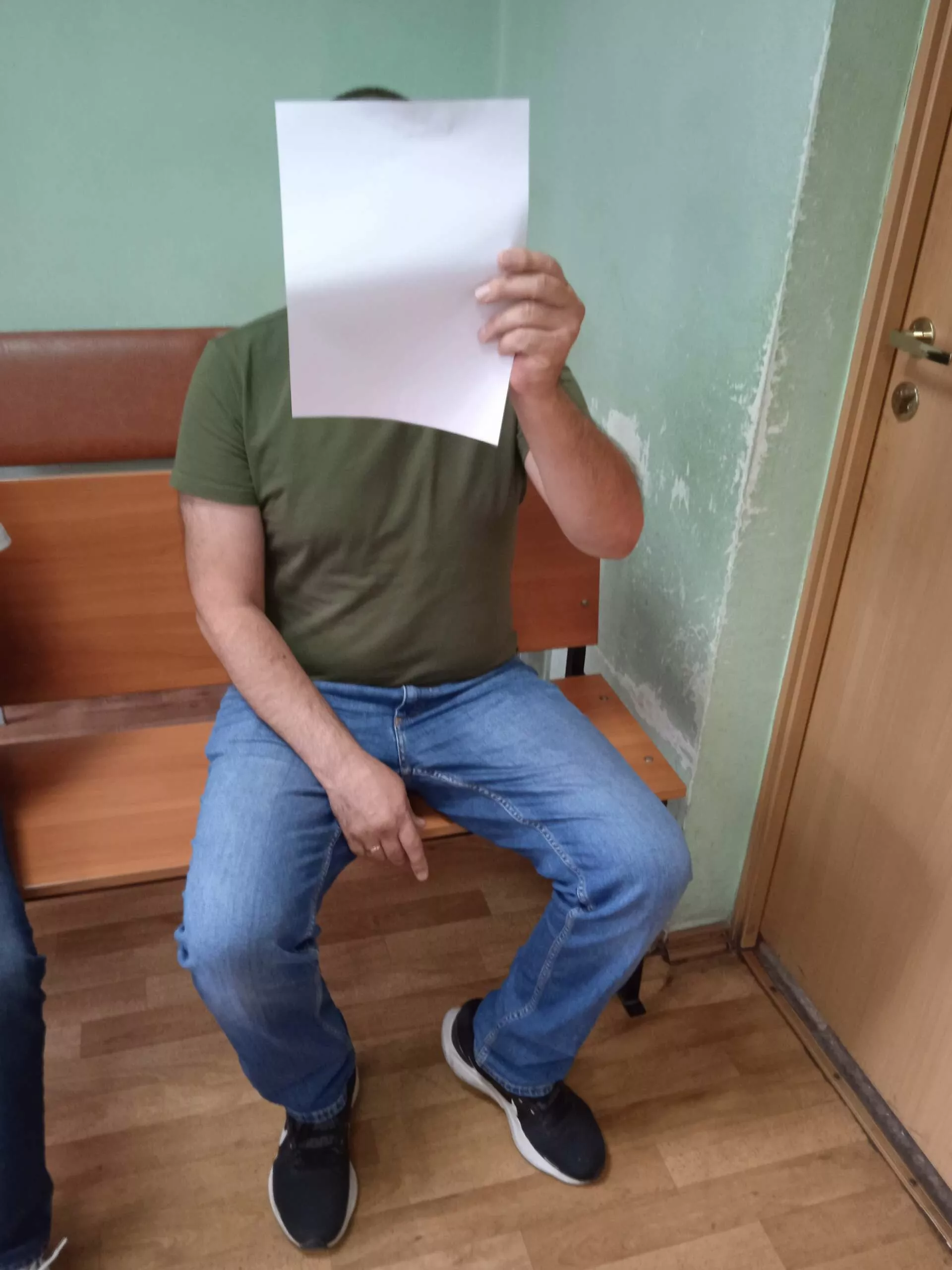 Новокузнецкому предпринимателю угрожали расправой и подожгли иномарку