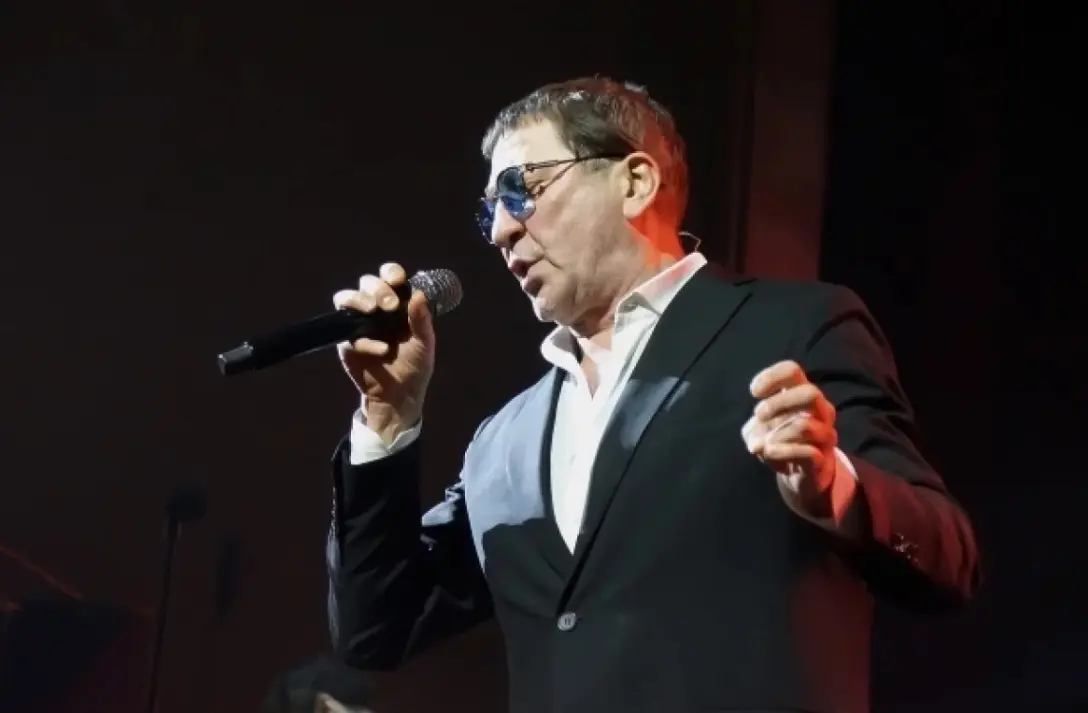 В Кемерове Григорий Лепс исполнил песню-гимн для спортсменов-борцов